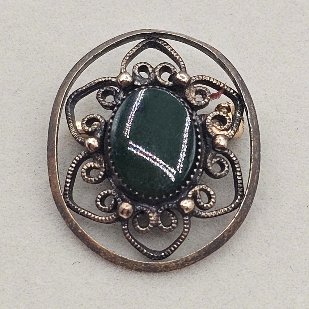 Vintage Filigree Brooch Wells Sterling Green Cabochon Pin